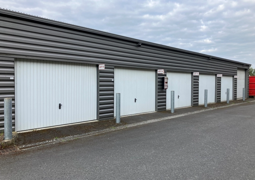 Box ext de 20m² à Carpiquet